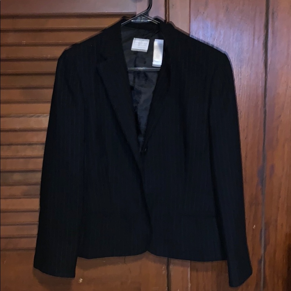 Black blazer with stripes